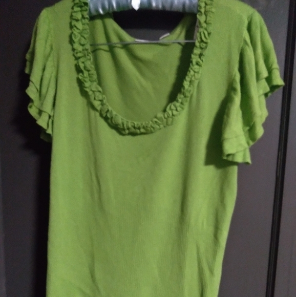 𝅺CATO  NWT GREEN SHORT SLEEVE WOMENS SWEATER TOP. SIZE MEDIUM - Picture 1 of 7